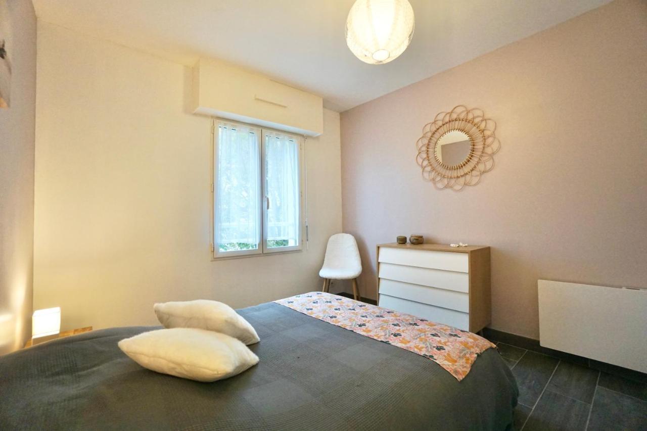 Апартаменты L'Atoll *Hyper Centre*Parking* Конкарно Экстерьер фото